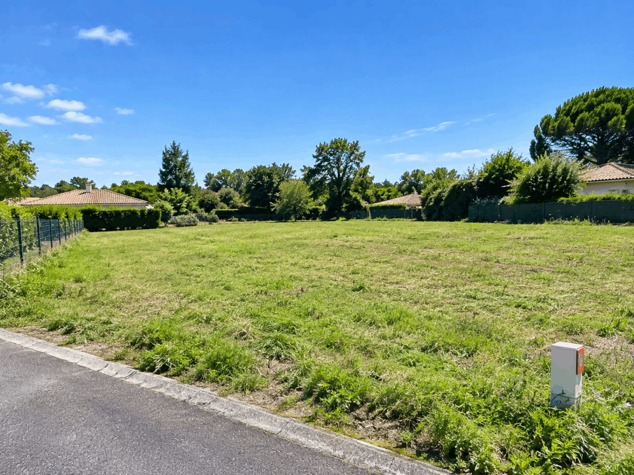 Terrain constructible Saint-médard-d'eyrans (Gironde 33)