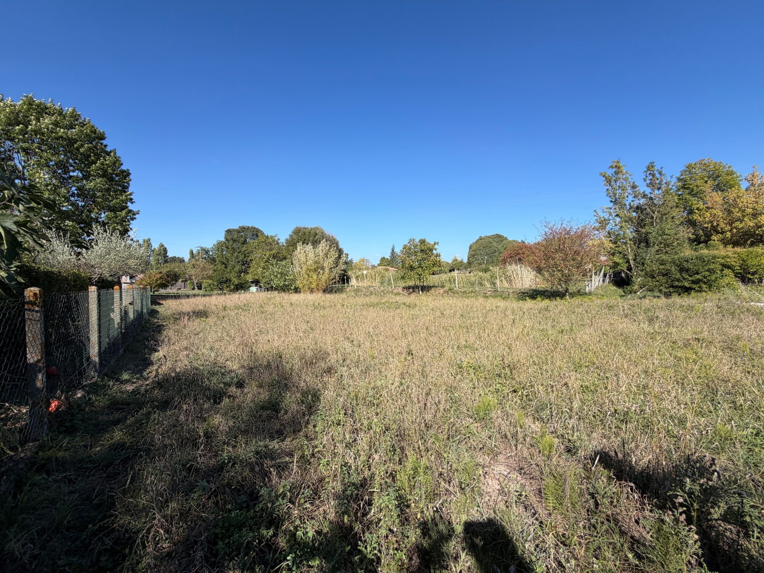 Terrain constructible Lugon-et-l'Île-du-carnay (Gironde 33)